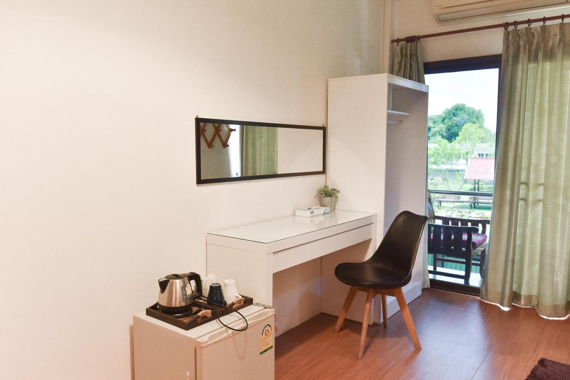 P.U. Inn Resort Phra Nakhon Si Ayutthaya Ngoại thất bức ảnh